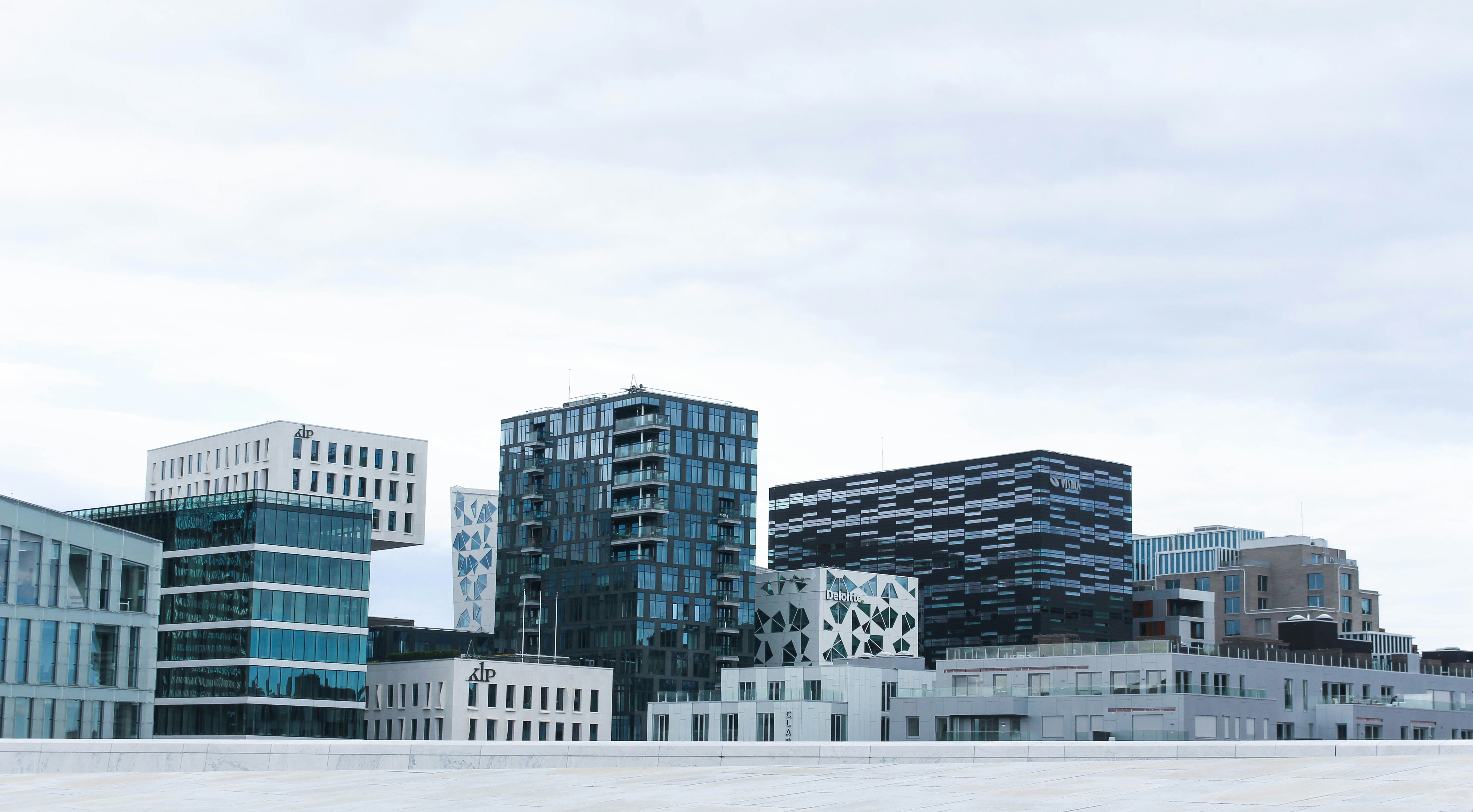 Commercial real estate buildings